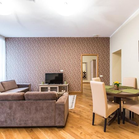 Riga Lux Apartments - Ernesta, Free Parking Exterior photo